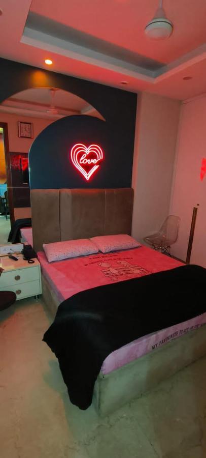 ניו דלהי Vinanda Home Stay מראה חיצוני תמונה
